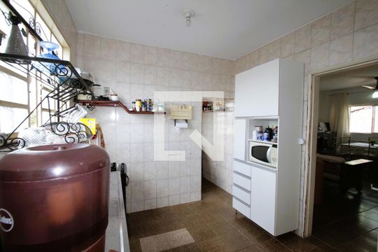 Cozinha de casa à venda com 2 quartos, 394m² em Nova Gameleira, Belo Horizonte