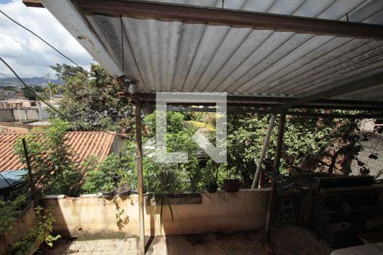 Quintal de casa à venda com 2 quartos, 394m² em Nova Gameleira, Belo Horizonte