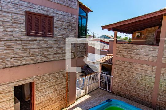 Área comum  de casa à venda com 5 quartos, 250m² em Rio Branco, Canoas