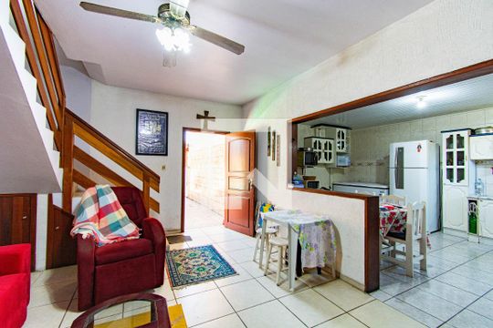 Sala de casa à venda com 5 quartos, 250m² em Rio Branco, Canoas