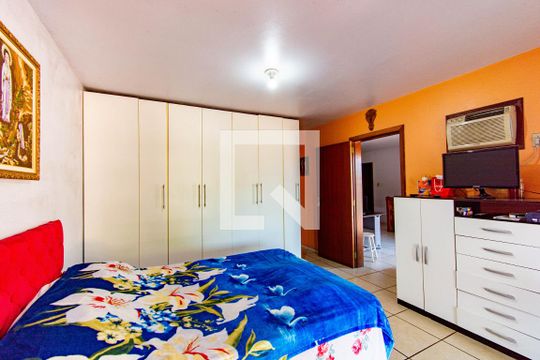 Quarto 3  de casa à venda com 5 quartos, 250m² em Rio Branco, Canoas
