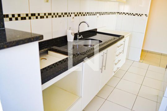 Cozinha de apartamento para alugar com 1 quarto, 68m² em Olímpico, São Caetano do Sul