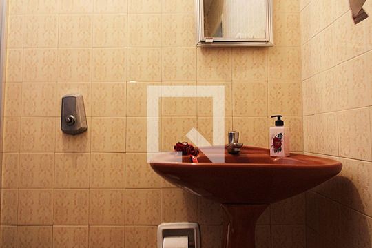 Banheiro de casa à venda com 3 quartos, 145m² em Rudge Ramos, São Bernardo do Campo