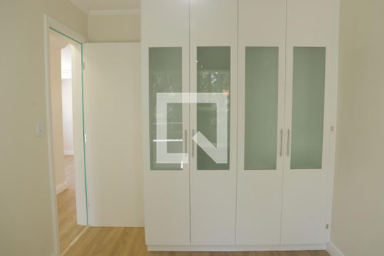 Suite  de apartamento à venda com 2 quartos, 70m² em Vila Clementino, São Paulo