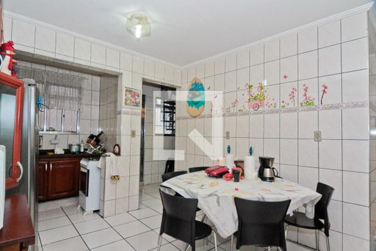 Cozinha de casa à venda com 2 quartos, 120m² em Vila Bandeirantes, São Paulo