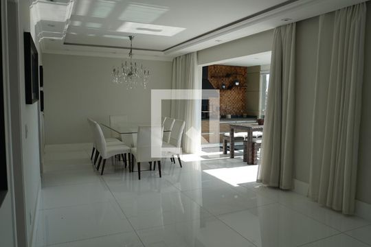 Sala de apartamento à venda com 3 quartos, 120m² em Vila Andrade, São Paulo