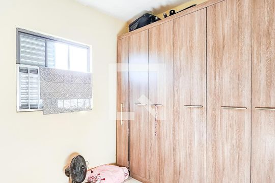 Quarto 1 de apartamento para alugar com 2 quartos, 44m² em Jardim Novo Amanhecer, Jacareí