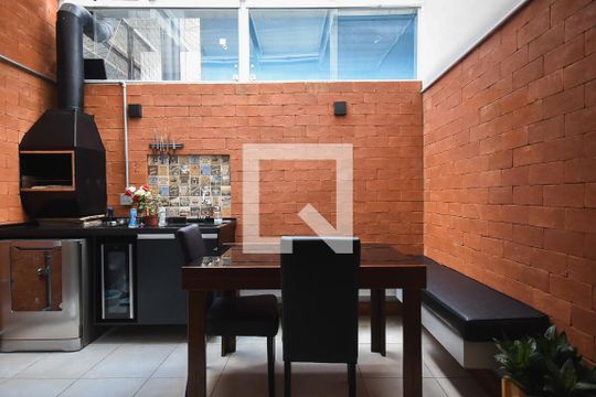 Espaço Gourmet de casa de condomínio à venda com 2 quartos, 130m² em Real Parque, São Paulo