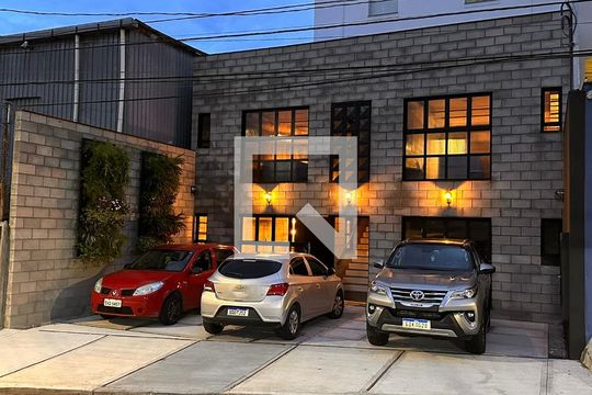 Garagem de kitnet/studio para alugar com 1 quarto, 38m² em Bosque da Saúde, São Paulo