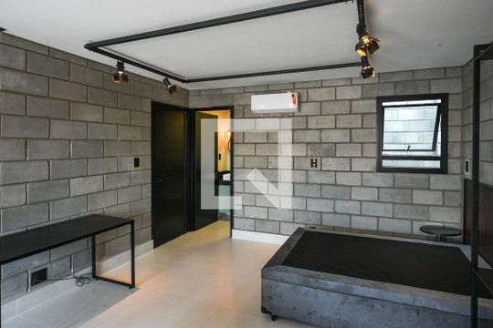 Studio  de kitnet/studio para alugar com 1 quarto, 38m² em Bosque da Saúde, São Paulo