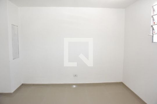 Quarto de apartamento para alugar com 1 quarto, 28m² em Vila Santana, São Paulo