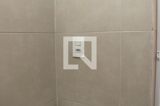Banheiro de apartamento para alugar com 1 quarto, 22m² em Vila Santana, São Paulo