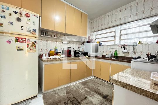 Cozinha de casa à venda com 4 quartos, 300m² em Vila da Saúde, São Paulo