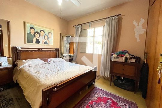 Suite 1 de casa à venda com 4 quartos, 300m² em Vila da Saúde, São Paulo