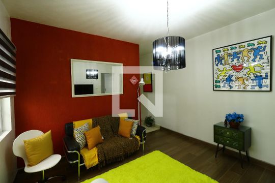 Casa à venda com 2 quartos, 148m² em Vila Vitoria, Santo André