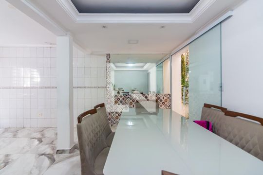 Cozinha de casa à venda com 4 quartos, 180m² em Cidade das Flores, Osasco