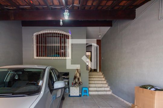 Garagem de casa à venda com 4 quartos, 180m² em Cidade das Flores, Osasco