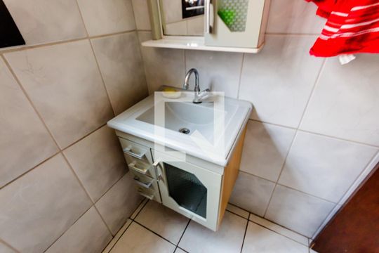 Pia de casa à venda com 4 quartos, 192m² em Vila Curuçá, Santo André