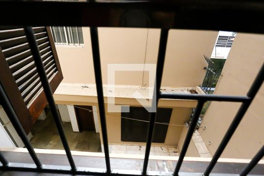 vista de casa à venda com 3 quartos, 200m² em Vila Progredior, São Paulo