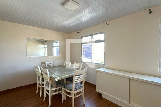 Sala de apartamento para alugar com 2 quartos, 36m² em São Braz, Curitiba