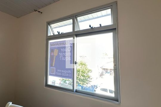 Sala de apartamento para alugar com 2 quartos, 36m² em São Braz, Curitiba