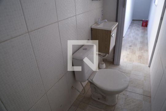 Banheiro de casa à venda com 1 quarto, 55m² em Jardim Mangalot, São Paulo