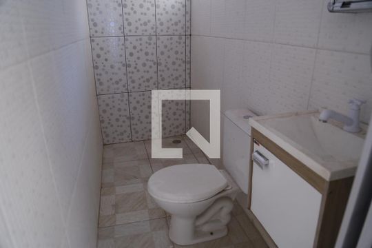 Banheiro de casa à venda com 1 quarto, 55m² em Jardim Mangalot, São Paulo