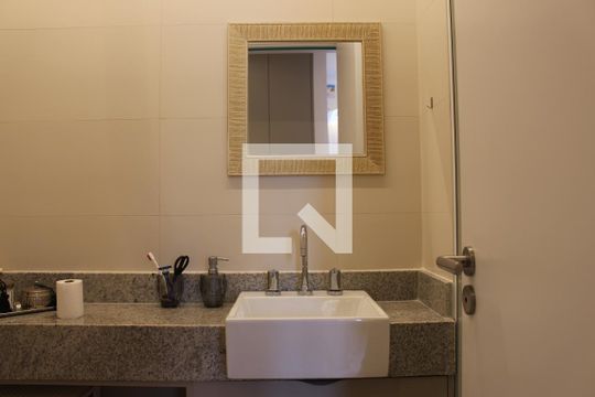 Banheiro da Suíte de apartamento à venda com 3 quartos, 99m² em Botafogo, Rio de Janeiro
