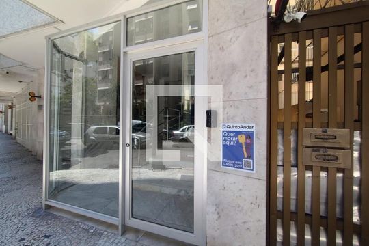 Placa de apartamento para alugar com 2 quartos, 80m² em Copacabana, Rio de Janeiro