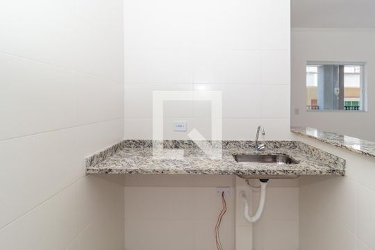 Cozinha de kitnet/studio para alugar com 1 quarto, 28m² em Penha de França, São Paulo