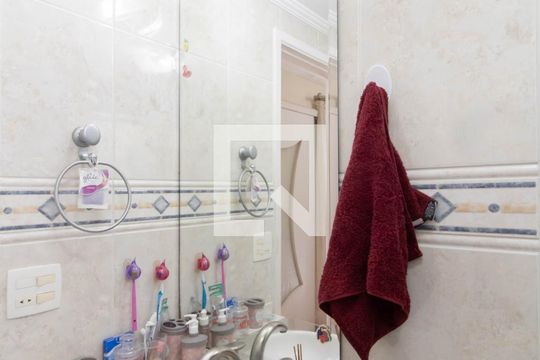 Banheiro da Suíte de apartamento à venda com 2 quartos, 75m² em Gopoúva, Guarulhos