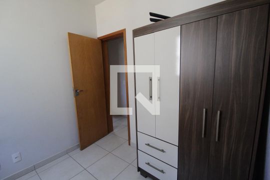 Quarto 1 de apartamento para alugar com 3 quartos, 90m² em Alto Umuarama, Uberlândia