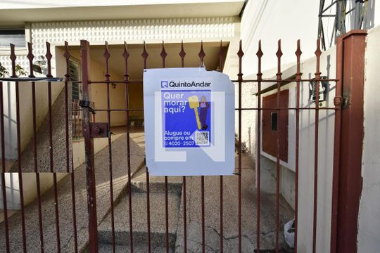 Placa de casa à venda com 3 quartos, 214m² em Vila Industrial (campinas), Campinas