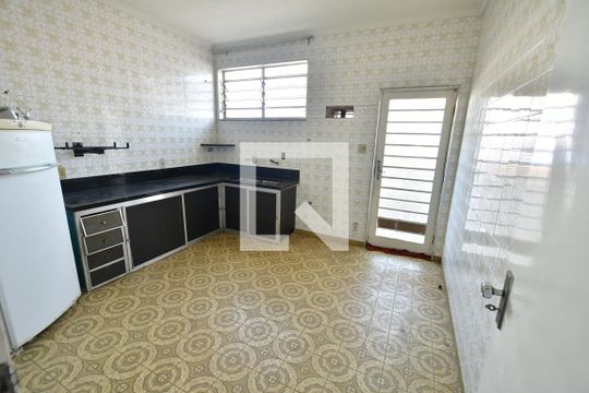 Cozinha de casa à venda com 3 quartos, 214m² em Vila Industrial (campinas), Campinas