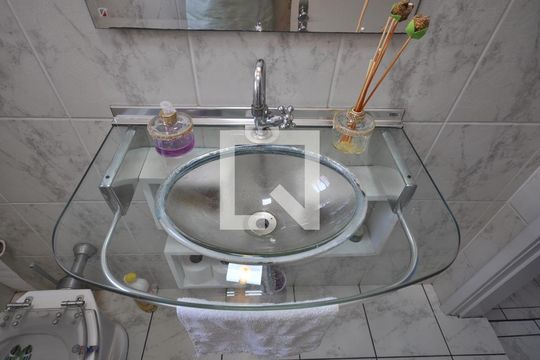Lavabo de casa à venda com 5 quartos, 170m² em Vila Medeiros, São Paulo