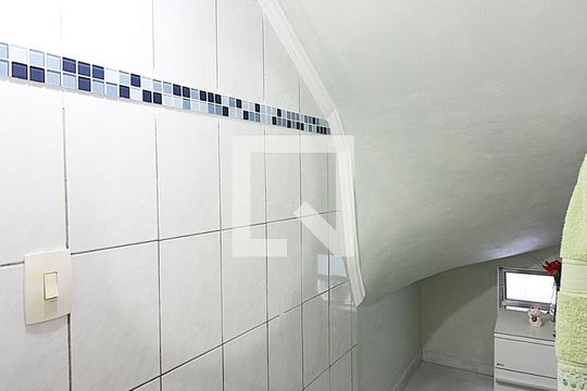 Lavabo  de casa à venda com 3 quartos, 146m² em Cj Hab Sao Fernando, São Bernardo do Campo