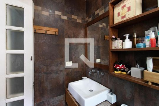 Banheiro do Quarto 1 de casa de condomínio à venda com 3 quartos, 140m² em Jardim Peri, São Paulo