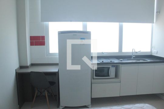 Sala/Cozinha de kitnet/studio para alugar com 1 quarto, 18m² em Vila Socorro, São Paulo
