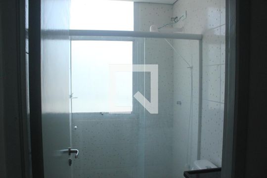 Banheiro de kitnet/studio para alugar com 1 quarto, 18m² em Vila Socorro, São Paulo