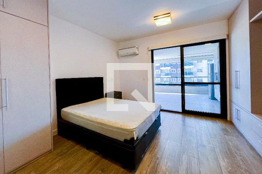 Kitnet/Studio para alugar com 1 quarto, 43m² em Vila Olímpia, São Paulo