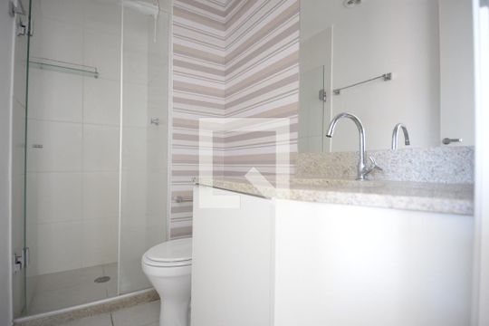 Banheiro de apartamento à venda com 2 quartos, 37m² em Liberdade, São Paulo