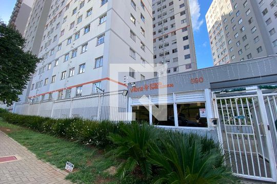 Área comum - Fachada de apartamento para alugar com 2 quartos, 40m² em Parque Maria Helena, São Paulo