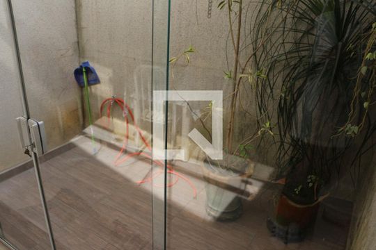 Cozinha 2 de casa para alugar com 2 quartos, 325m² em Chácara Seis de Outubro, São Paulo