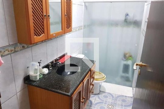 Casa à venda com 6 quartos, 220m² em Ferreira, São Paulo