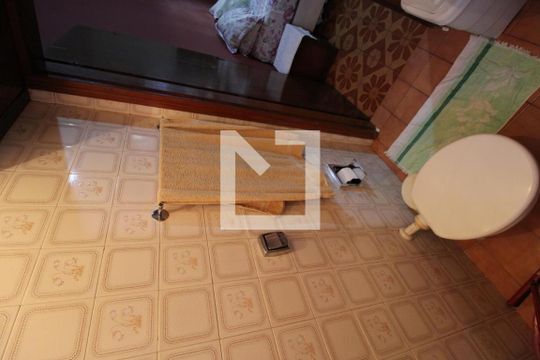 Suite - banheiro de casa à venda com 4 quartos, 200m² em Vila Constança, São Paulo