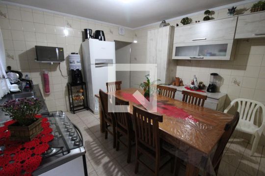 Cozinha de casa à venda com 4 quartos, 200m² em Vila Constança, São Paulo