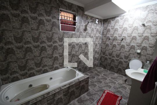 Banheiro 1 de casa à venda com 4 quartos, 200m² em Vila Constança, São Paulo