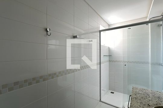 Suíte quarto 3 de casa para alugar com 3 quartos, 180m² em Santa Felicidade, Curitiba