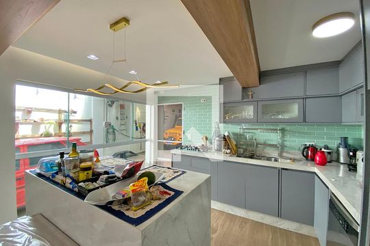 Cozinha de casa para alugar com 3 quartos, 400m² em Mooca, São Paulo
