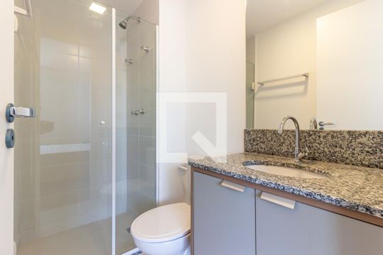 Banheiro de kitnet/studio à venda com 1 quarto, 23m² em Consolação, São Paulo